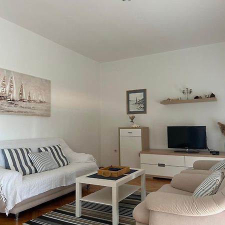 Holiday Home Villa Emma Debeljak エクステリア 写真