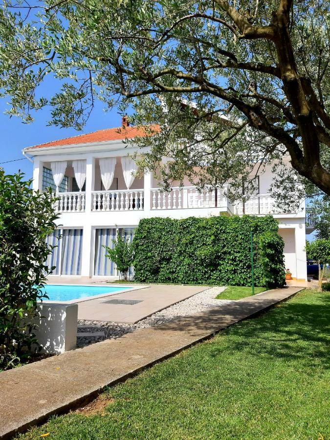 Holiday Home Villa Emma Debeljak エクステリア 写真