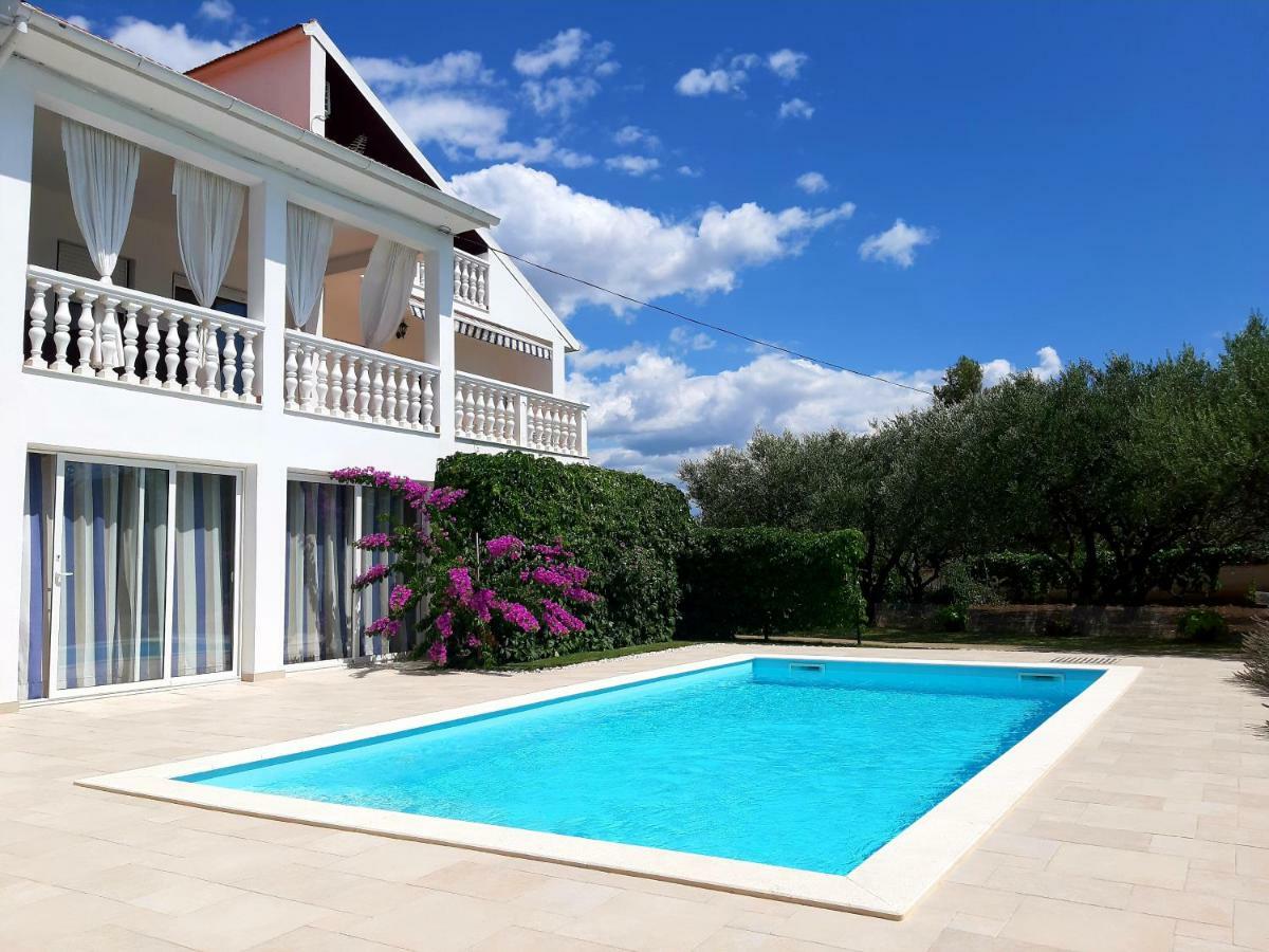 Holiday Home Villa Emma Debeljak エクステリア 写真