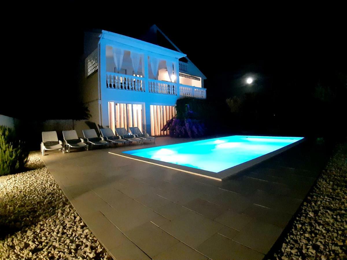 Holiday Home Villa Emma Debeljak エクステリア 写真